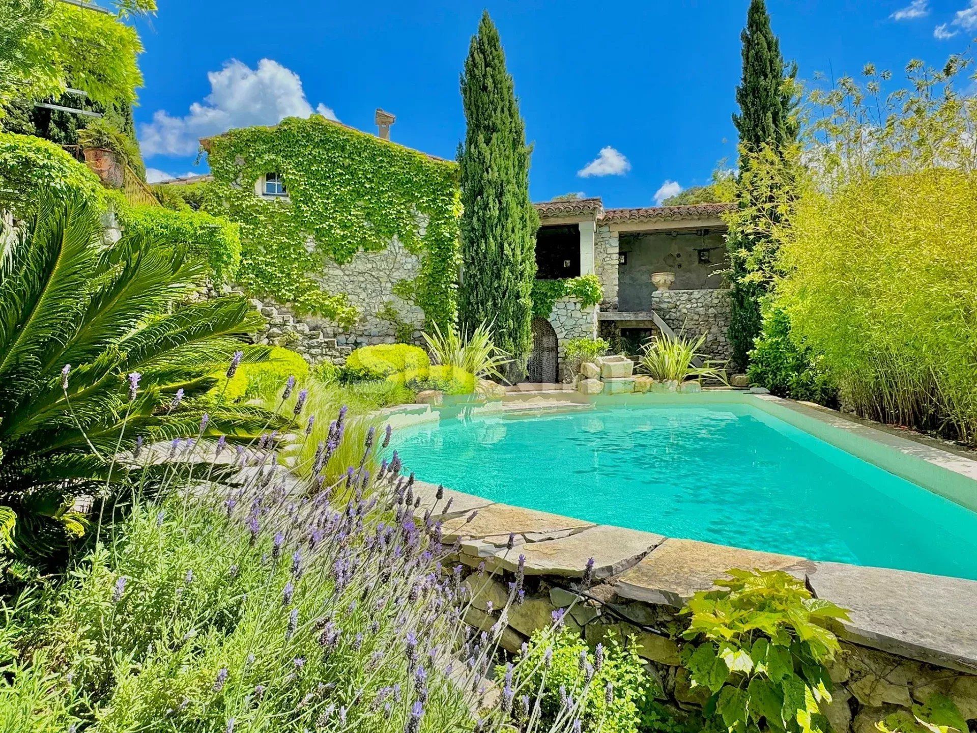 maison 21 Pièces en vente sur Massanes (30350)