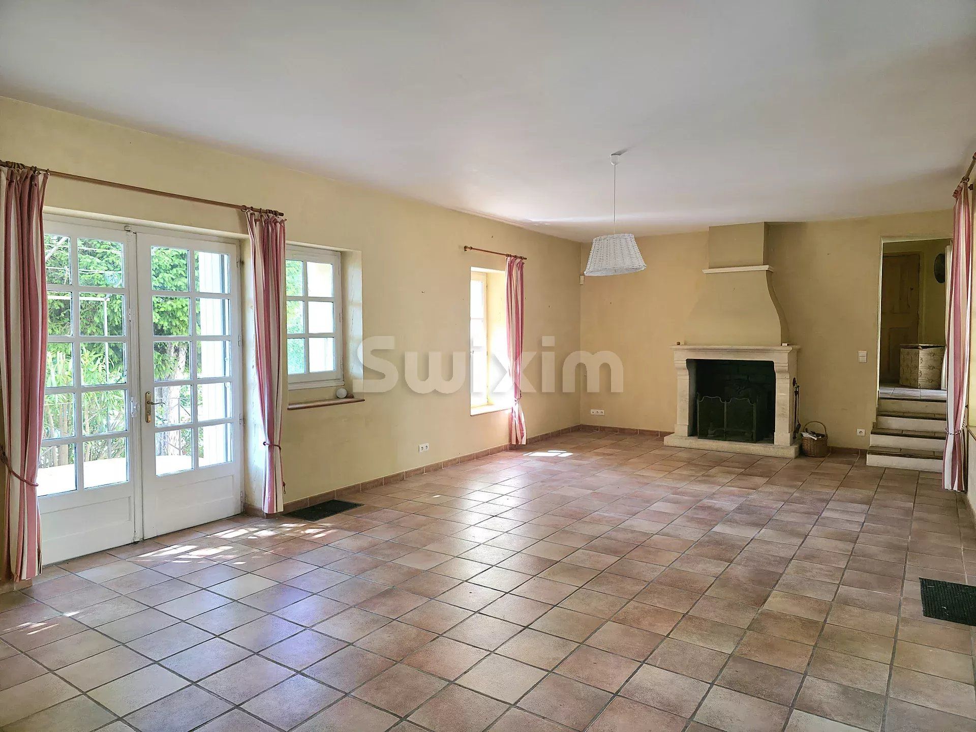 casa 8 Quartos para venda sobre Visan (84820)