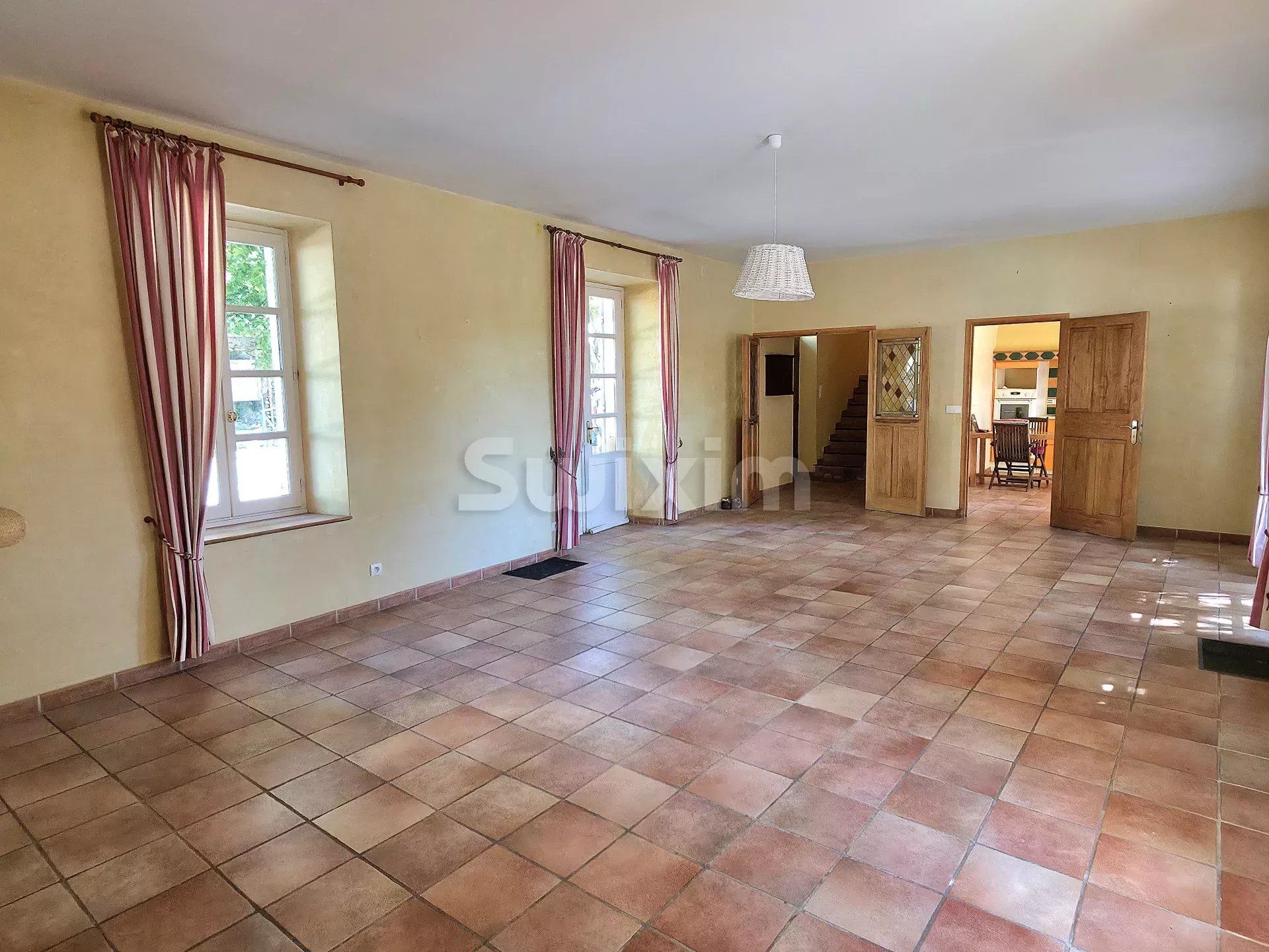 casa 8 Quartos para venda sobre Visan (84820)