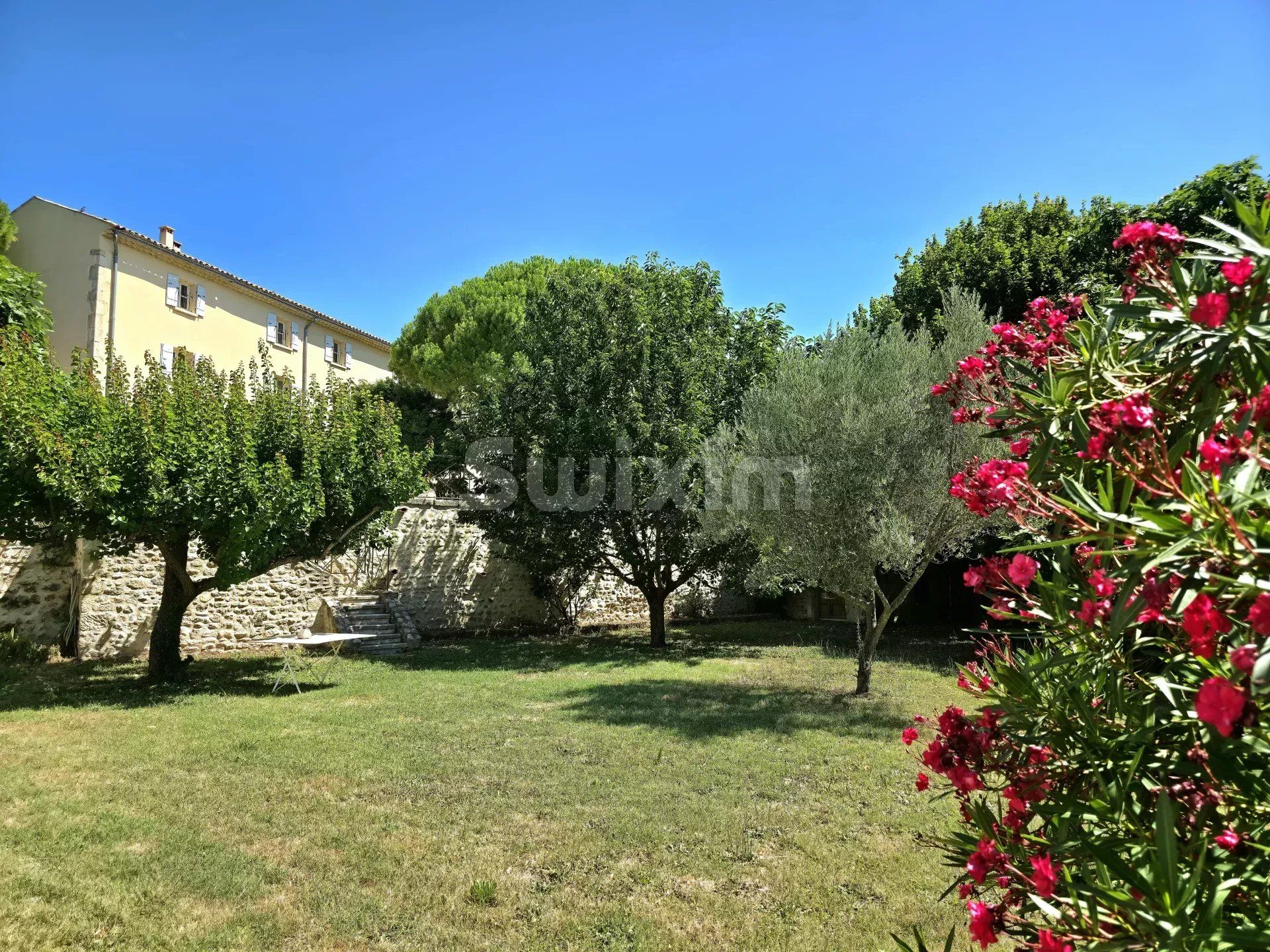 casa 8 Quartos para venda sobre Visan (84820)