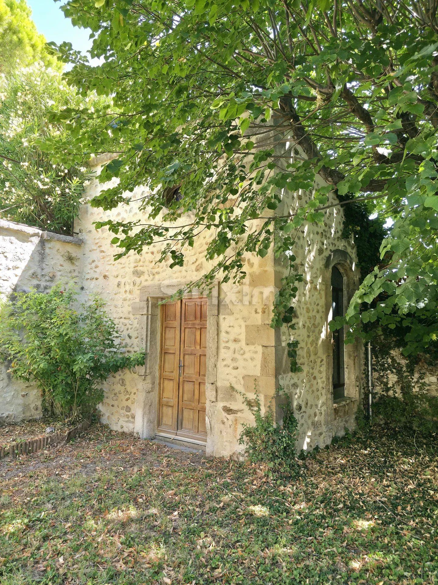 casa 8 Quartos para venda sobre Visan (84820)