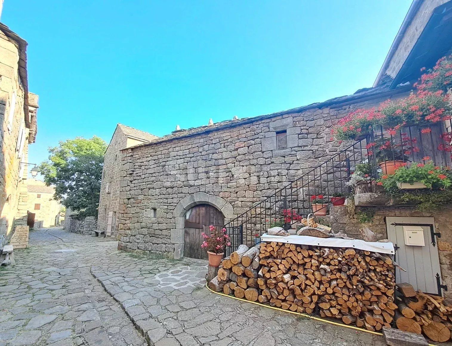 maison 2 Pièces en vente sur Villefort (48800)