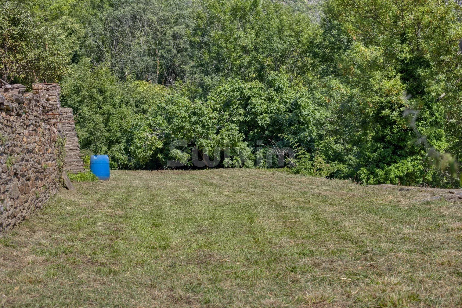 mas 9 Pièces en vente sur Le Collet-de-Dèze (48160)