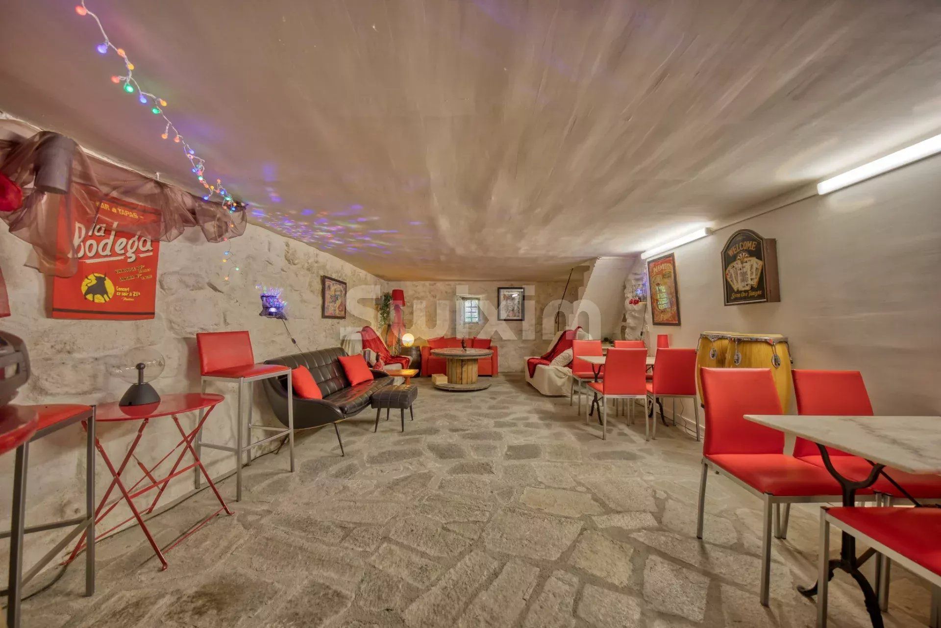 mas 15 Camere in vendita su Concoules (30450)