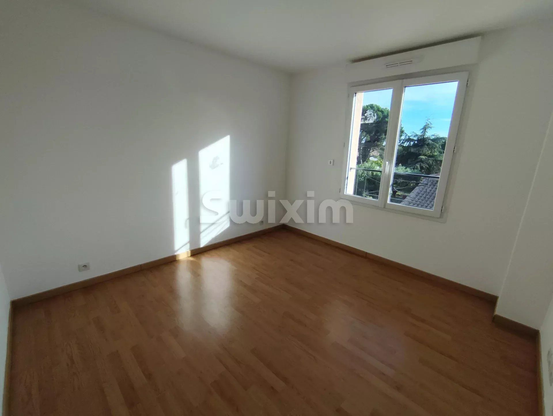 casa 3 Camere in vendita su Alès (30100)