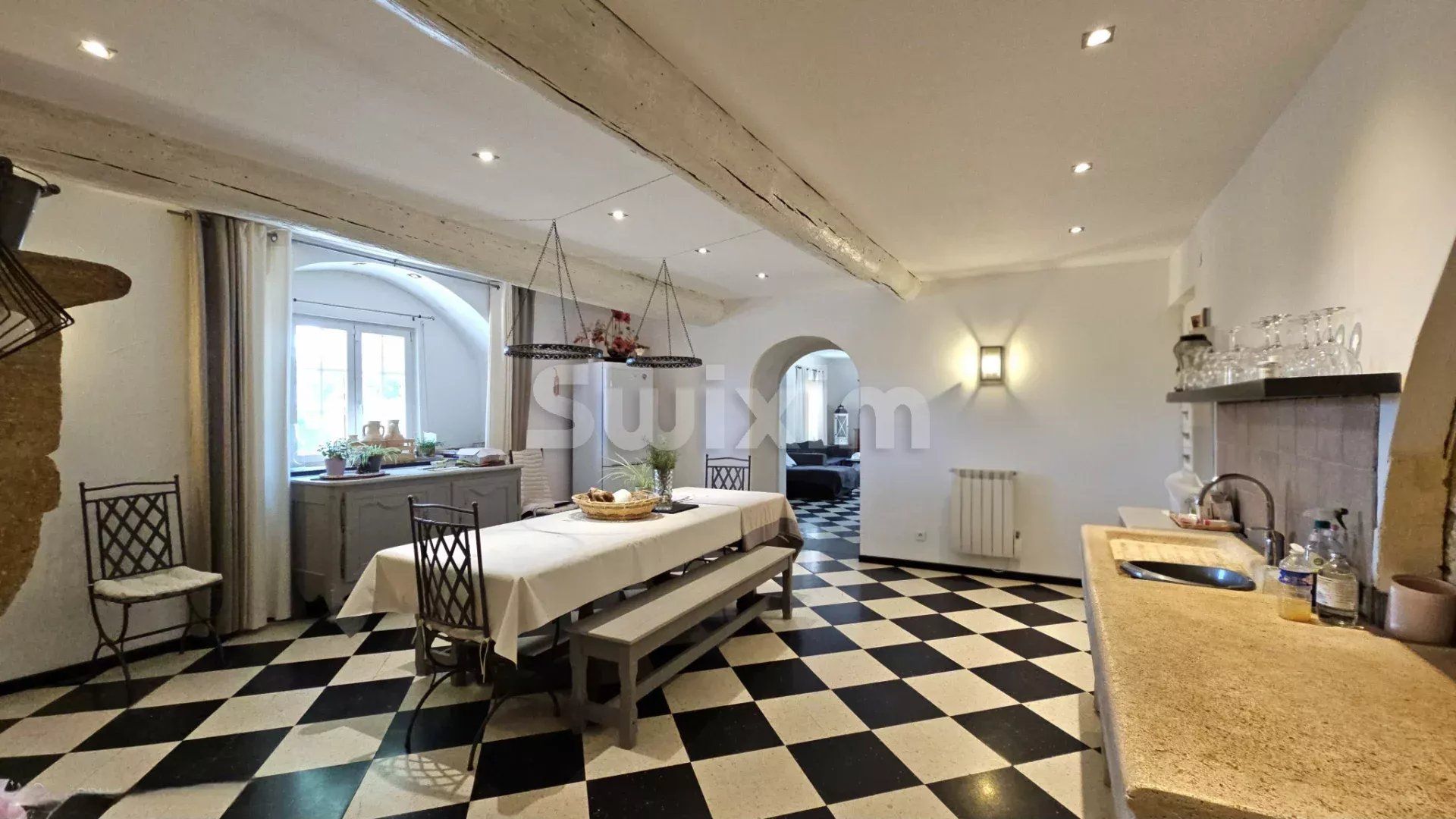 propriété 19 Pièces en vente sur Castillon-du-Gard (30210)