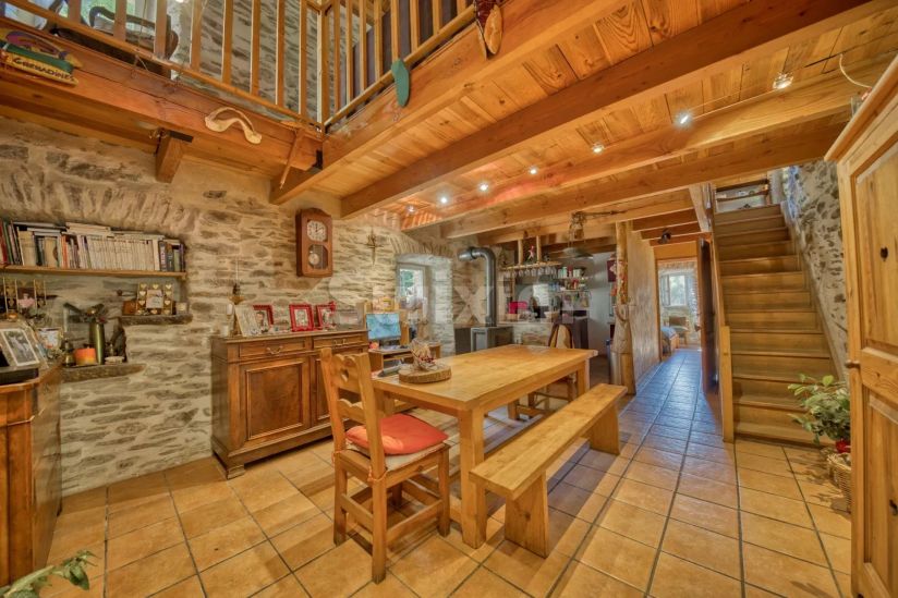 Vente Mas Vialas 8 Pièces 157 m²