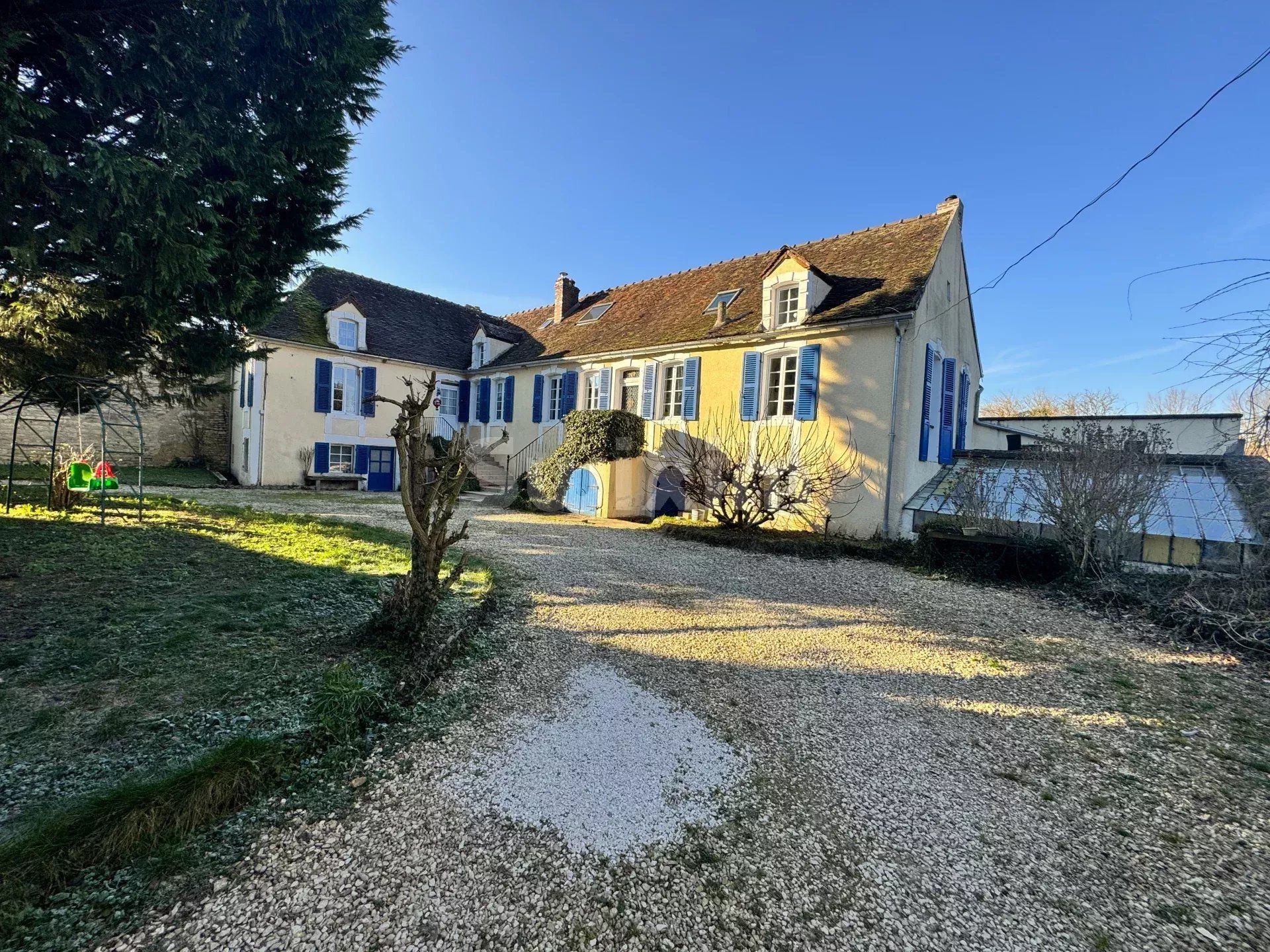 propriété 6 Pièces en vente sur Auxerre (89000)