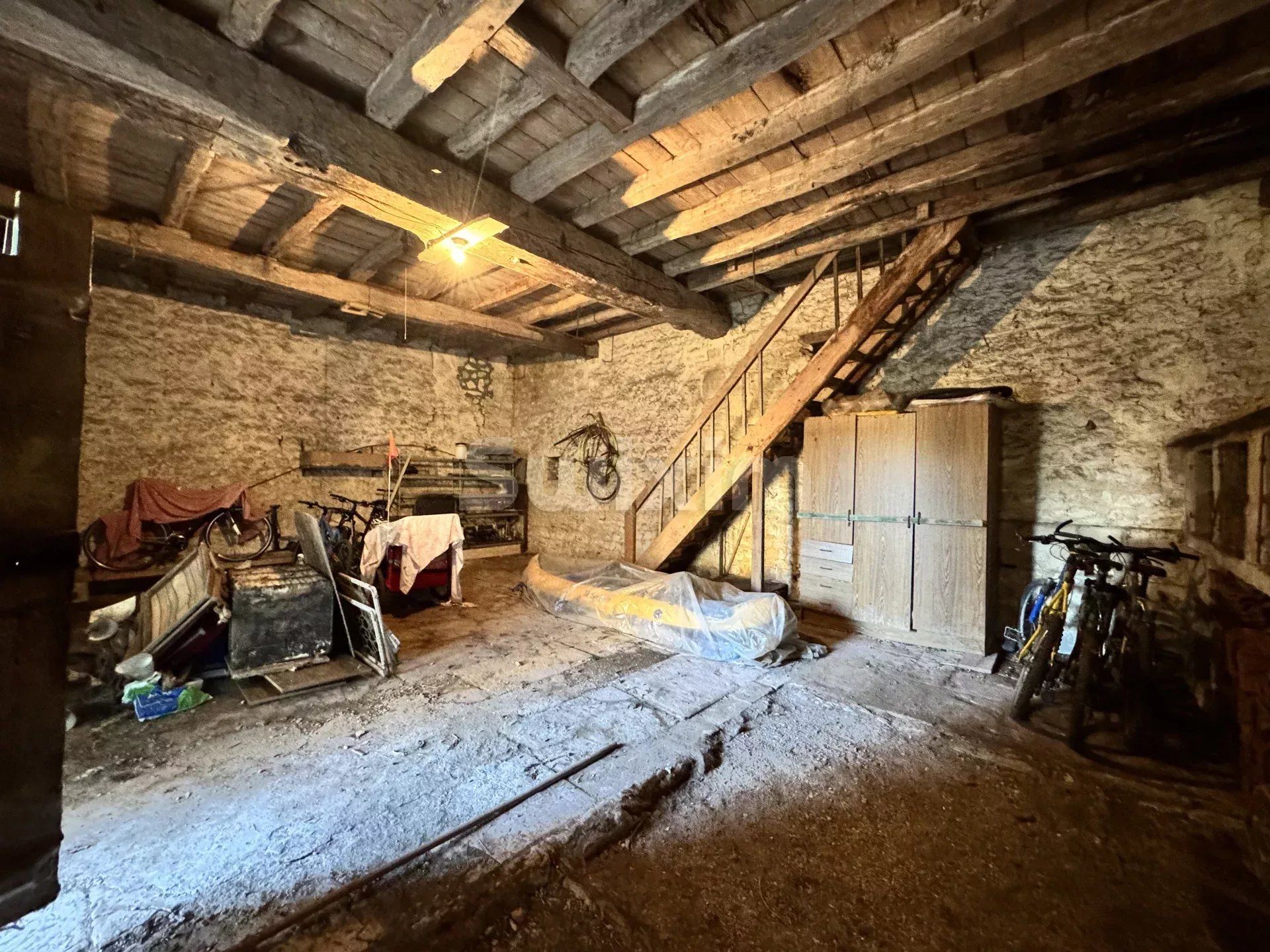 propriété 6 Pièces en vente sur Auxerre (89000)