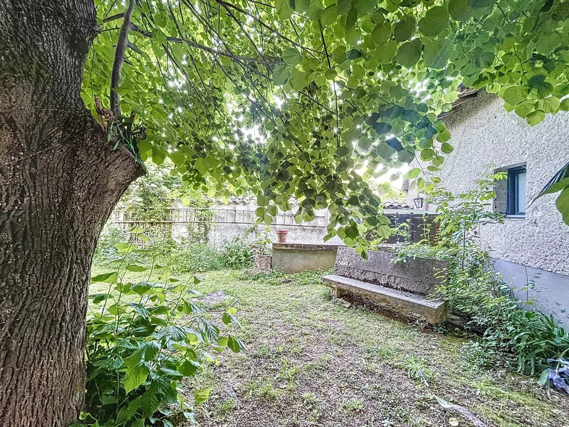 maison 9 Pièces en vente sur Villié-Morgon (69910)