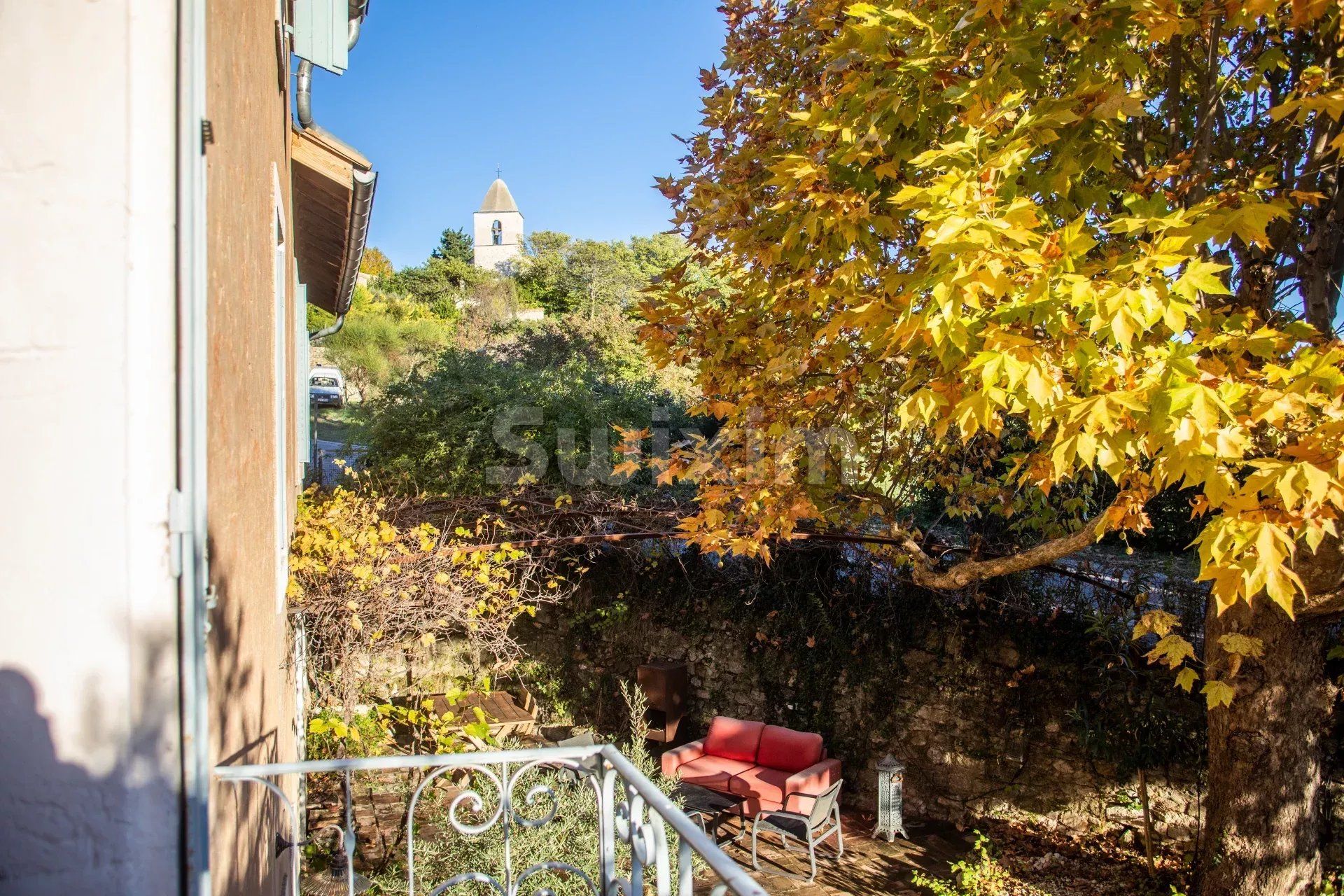 maison 8 Pièces en vente sur Valaurie (26230)