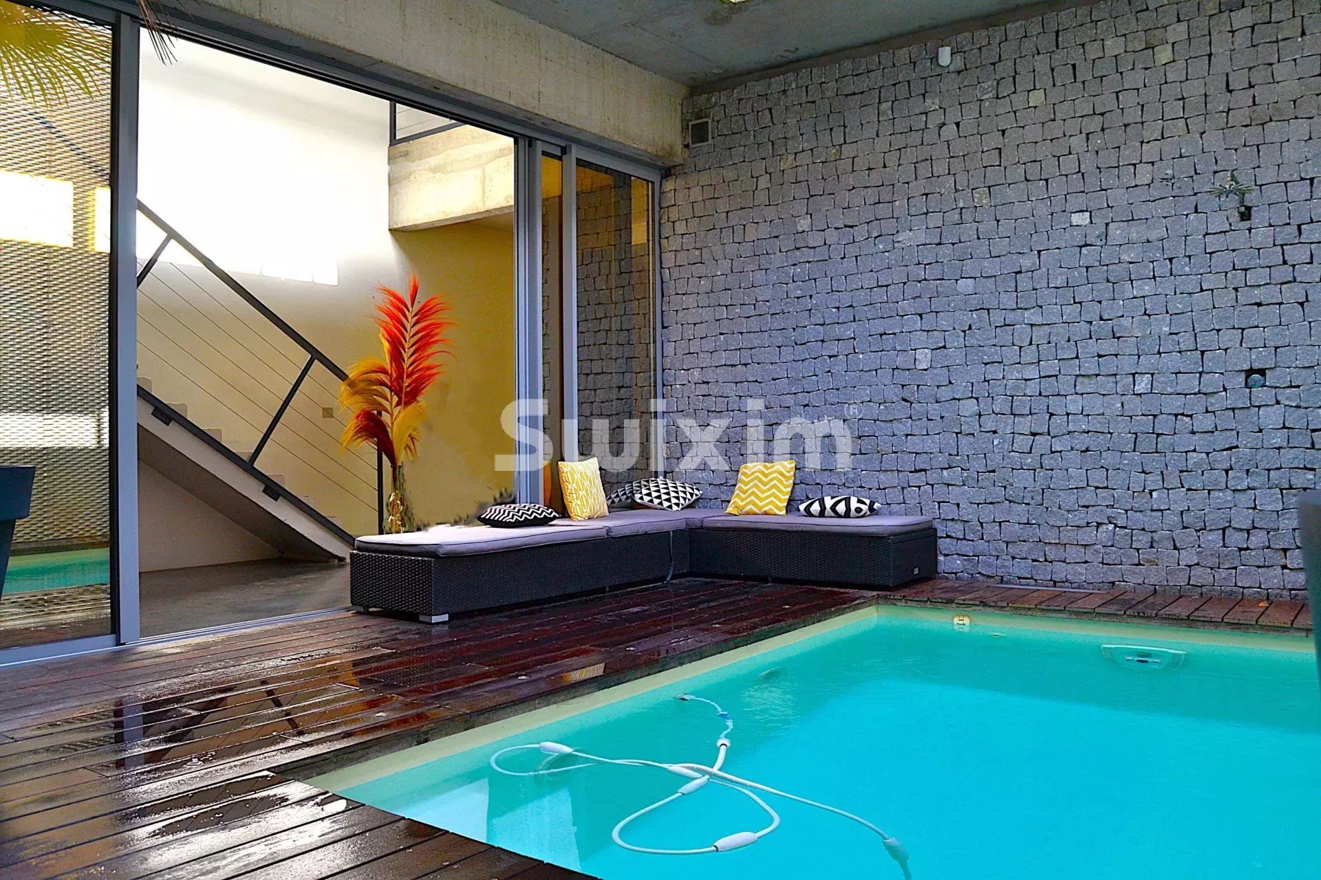 casa 6 Camere in vendita su Bordeaux (33000)