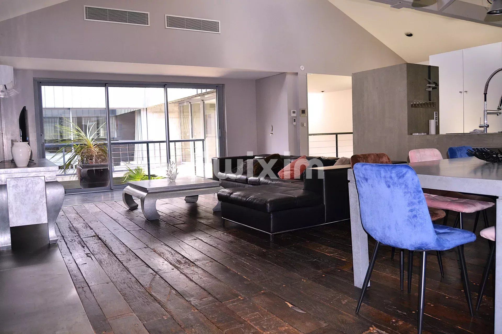 casa 6 Camere in vendita su Bordeaux (33000)