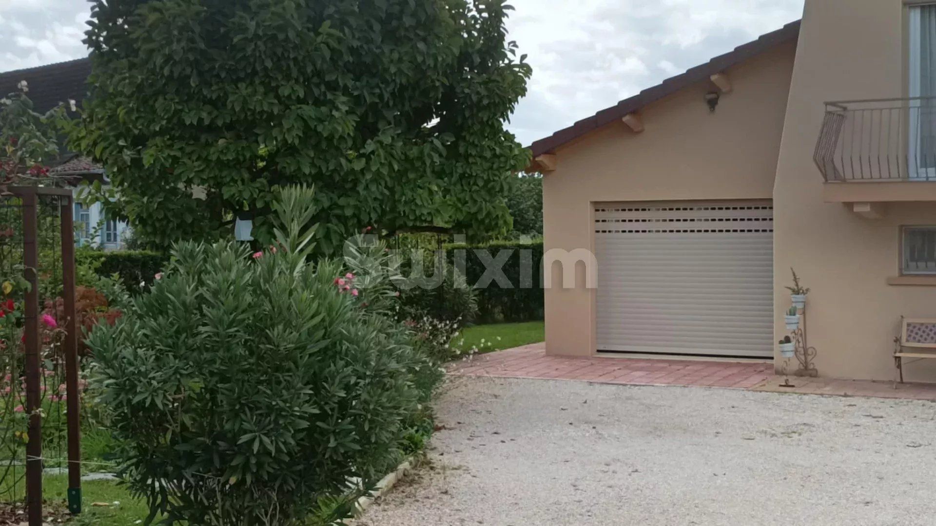 house 5 Rooms life annuity on Cuisery (71290)