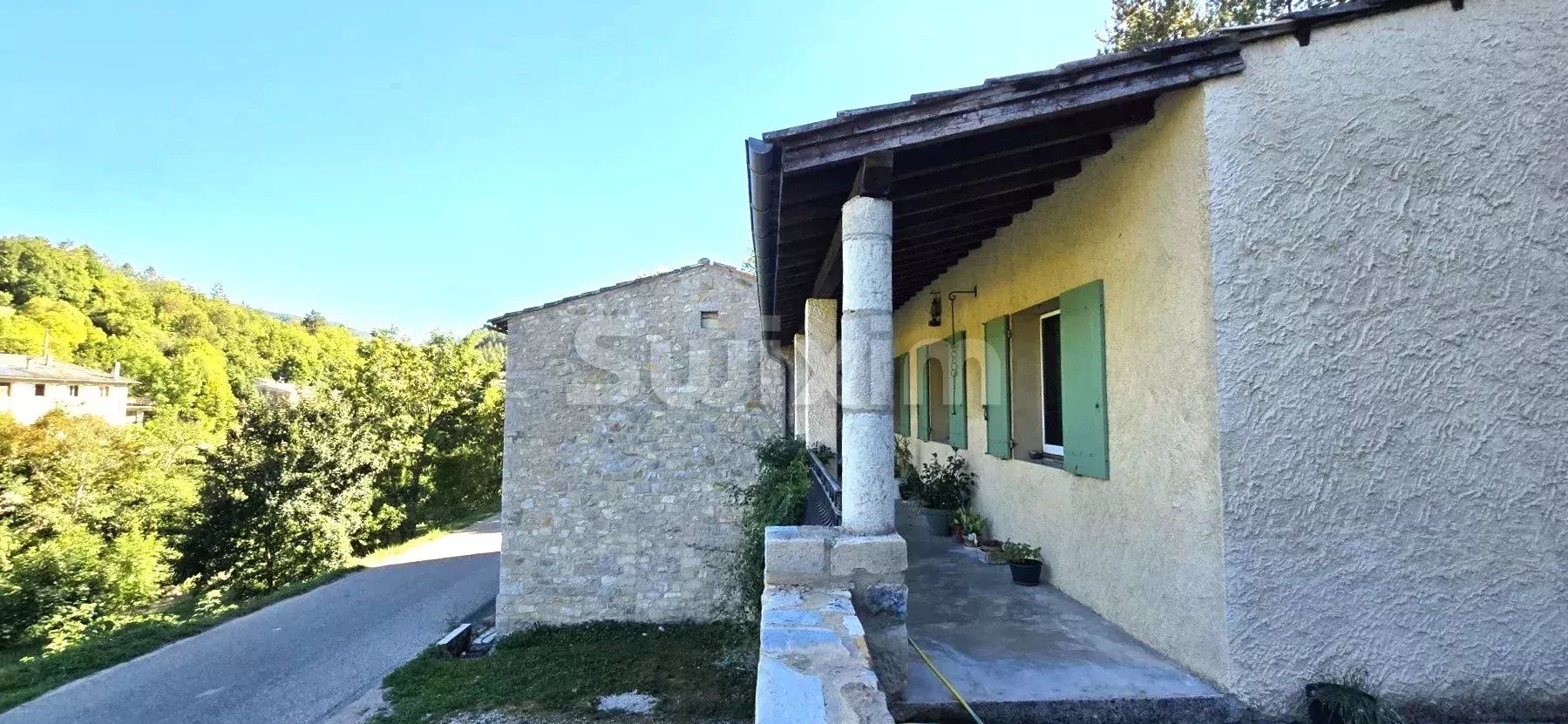 maison 7 Pièces en vente sur Saint-Nazaire-le-Désert (26340)