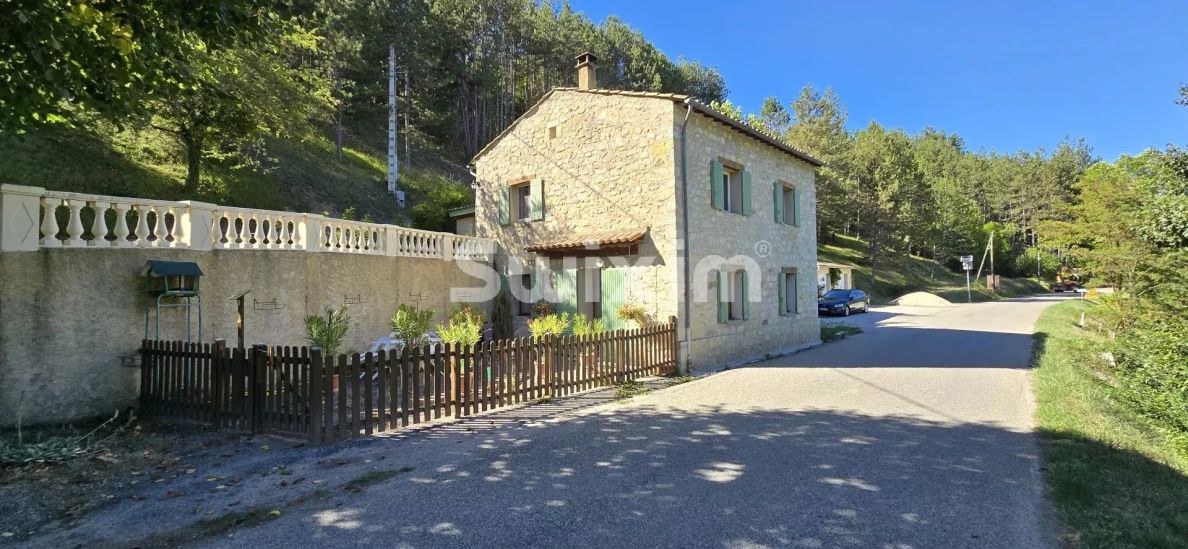 Sale House Saint-Nazaire-le-Désert 7&nbsp;Rooms 186&nbsp;m²