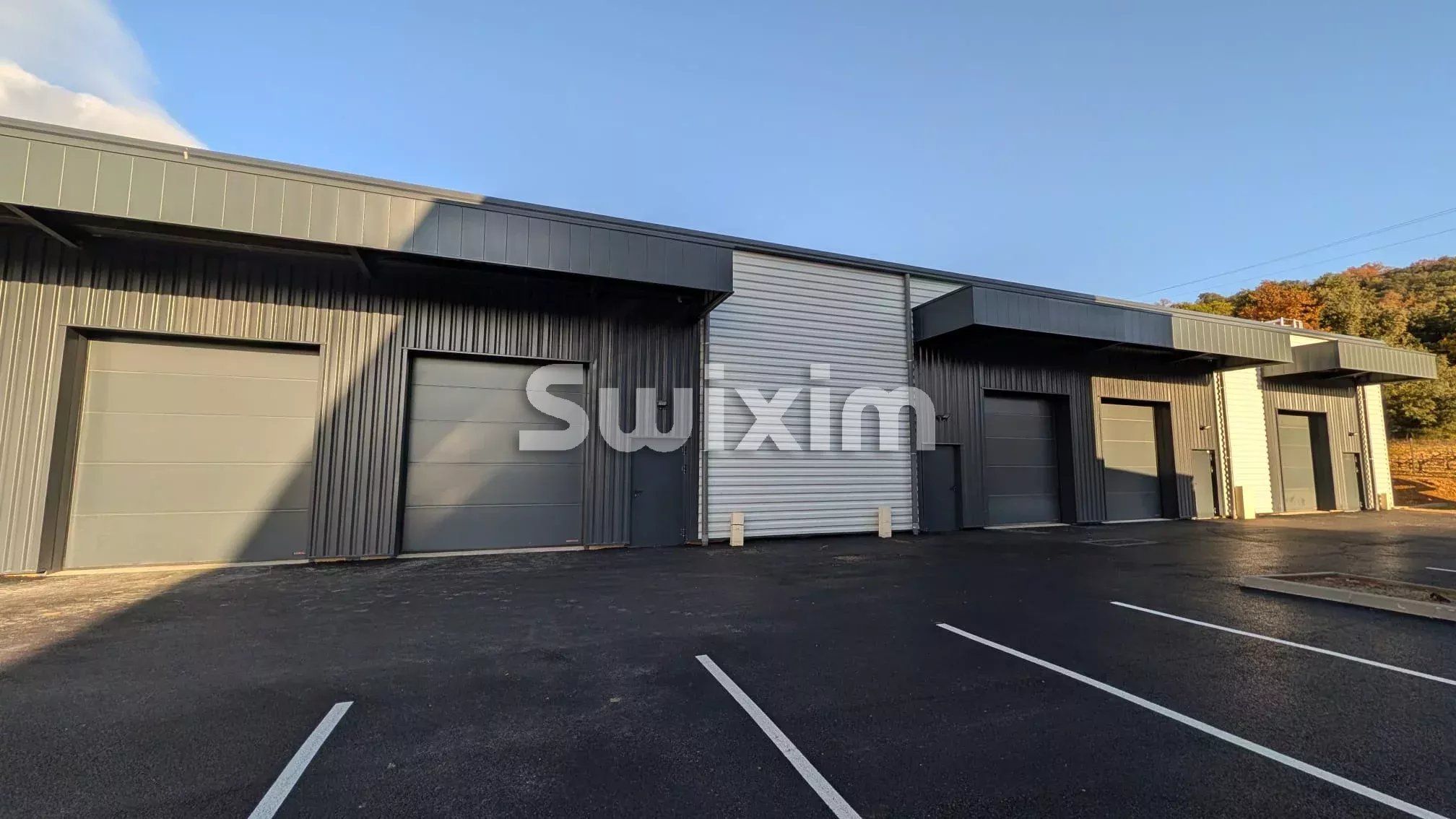 instalações industriais 1 sala para aluguer sobre Saint-Paul-Trois-Châteaux (26130)