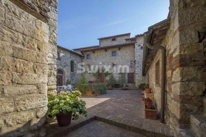 propriété viticole 30 Pièces en vente sur Siena (53100)