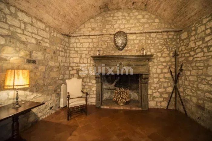 propriété viticole 30 Pièces en vente sur Siena (53100)