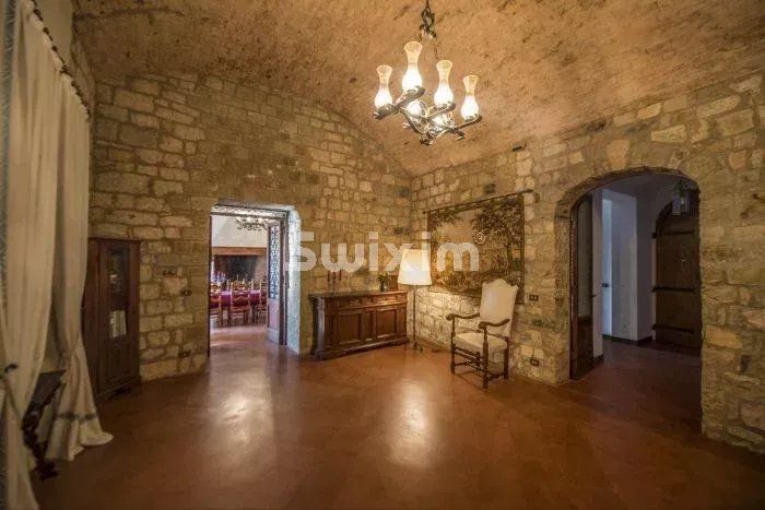 weingut 30 Zimmer zum verkauf auf Siena (53100)