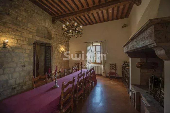 propriété viticole 30 Pièces en vente sur Siena (53100)