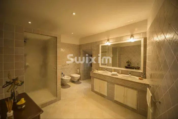 wine estate 30 Rooms for sale on Siena (53100)