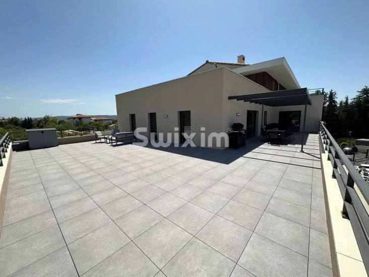 Venta Apartamento Aix-en-Provence 5&nbsp;Salas 98.6&nbsp;m²