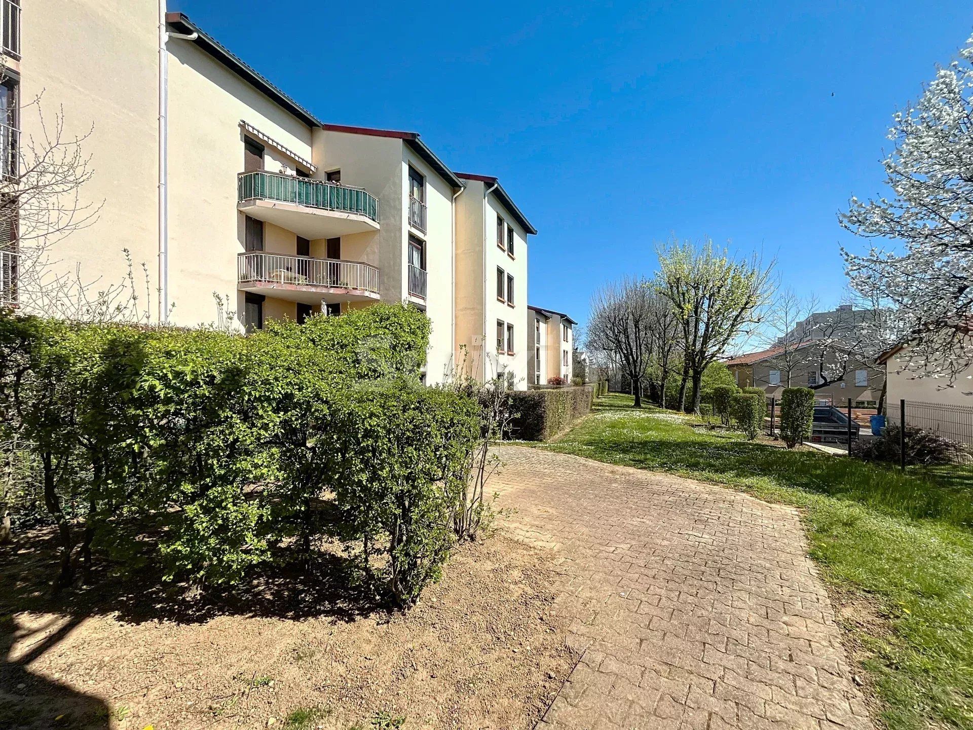 apartamento 4 Salas en venta en Gleizé (69400)