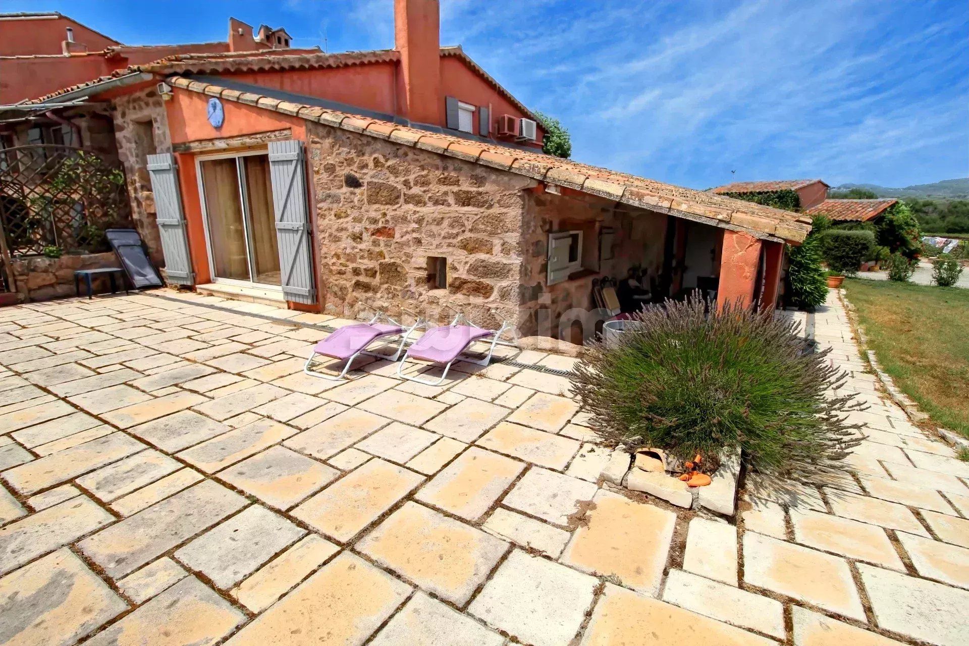 propriété 16 Pièces en vente sur Vidauban (83550)