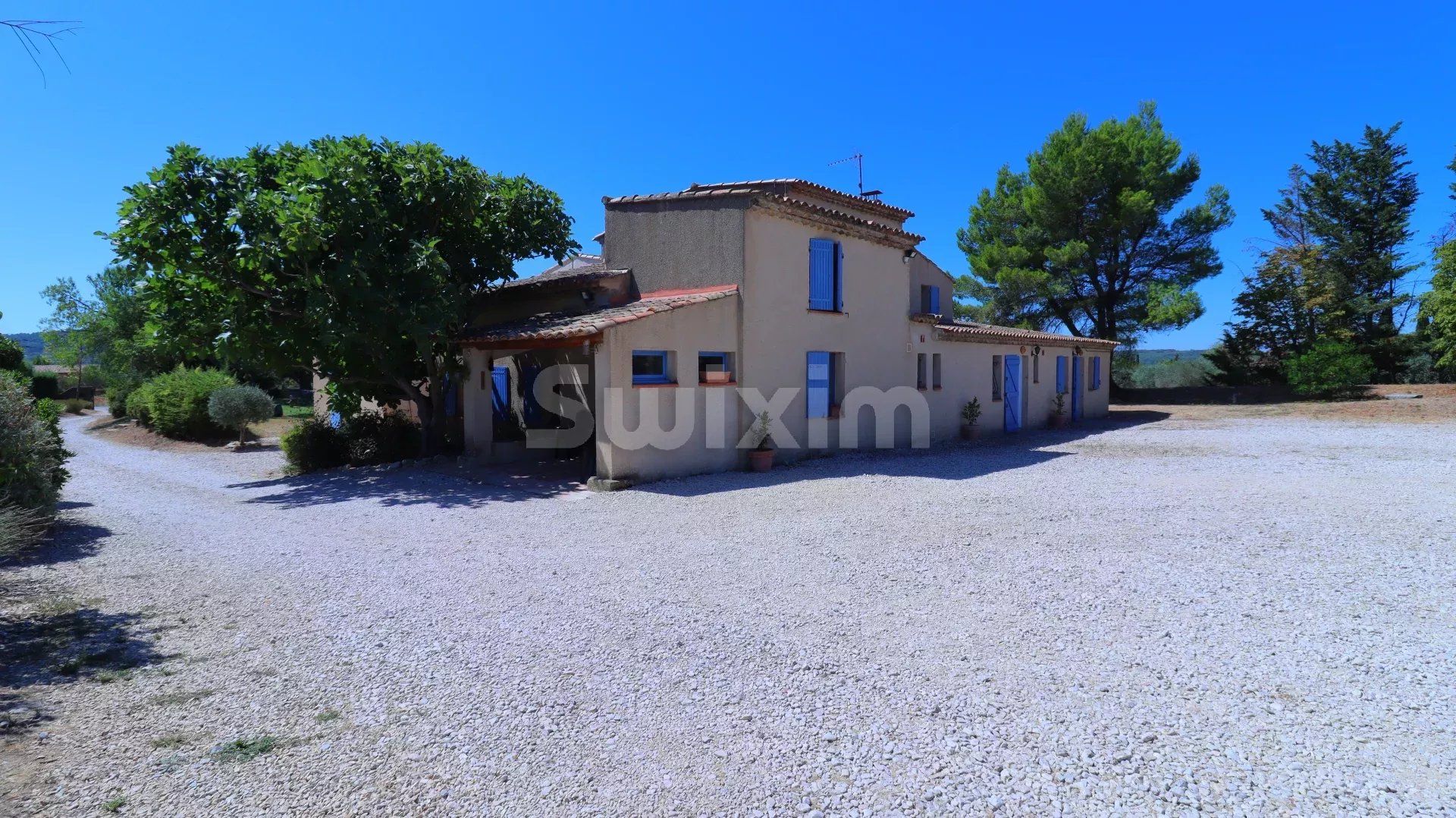 maison 15 Pièces en vente sur Lourmarin (84160)