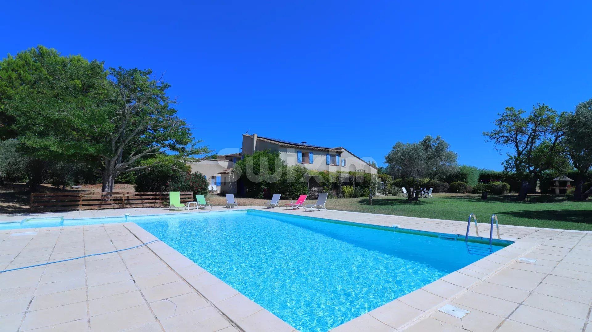 maison 15 Pièces en vente sur Lourmarin (84160)