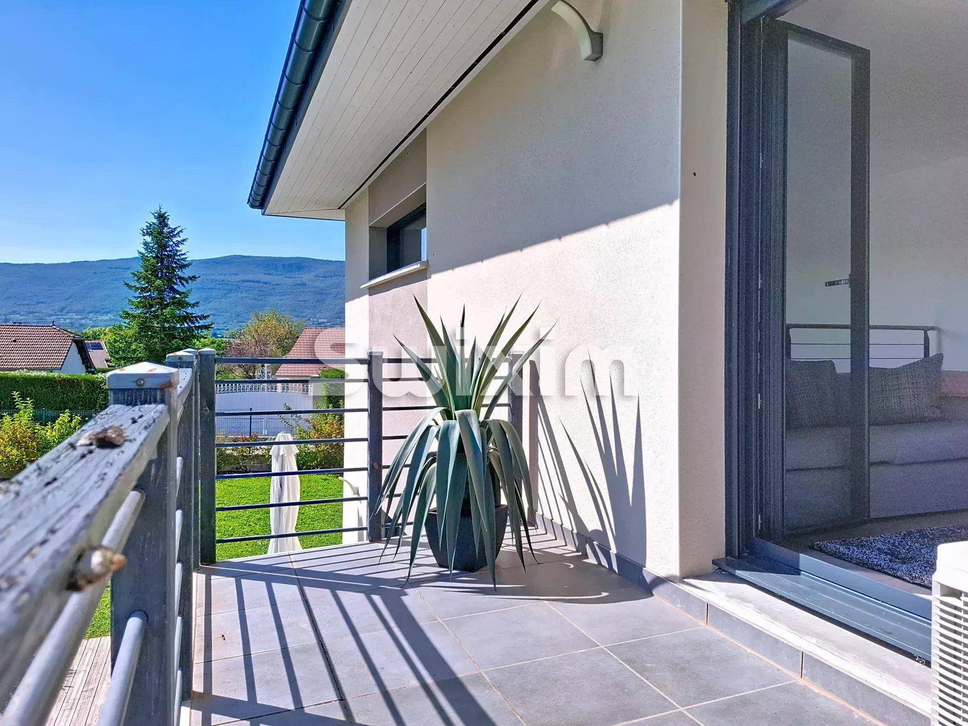 maison 6 Pièces en vente sur Saint-Germain-sur-Rhône (74910)