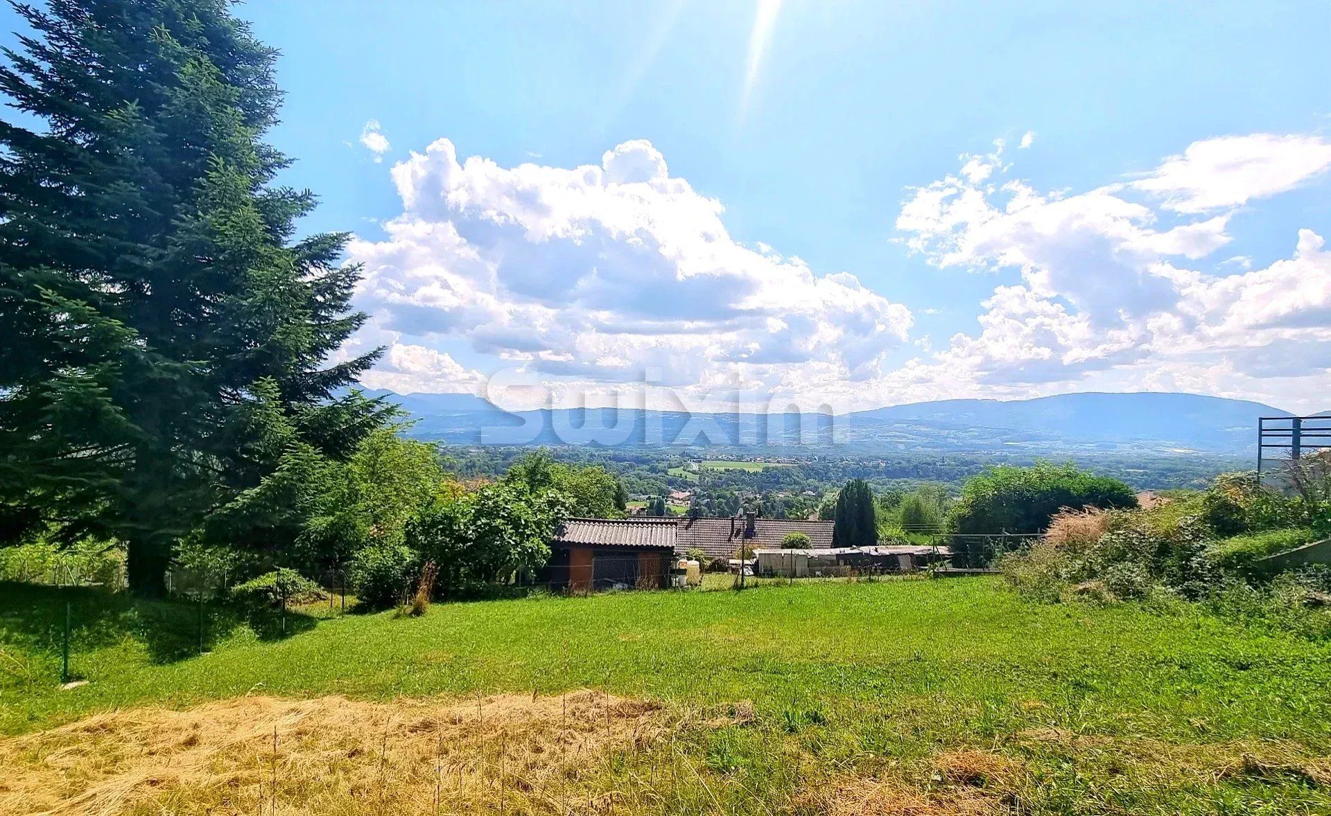 buildable land for sale on Bonne (74380)