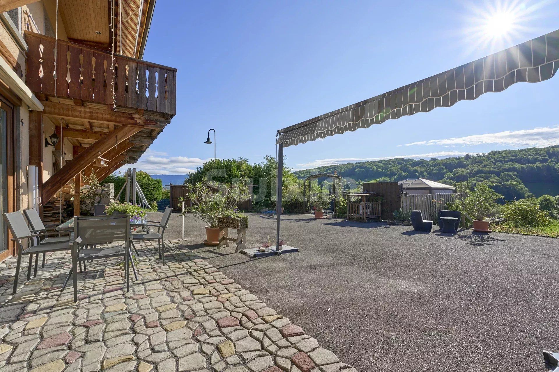 maison 11 Pièces en vente sur La Muraz (74560)