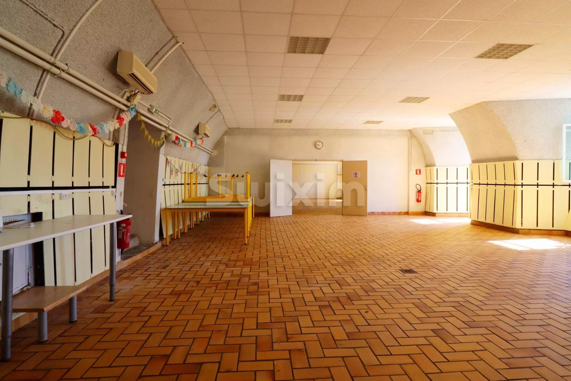 immeuble 26 Pièces en vente sur Mirabel (07170)