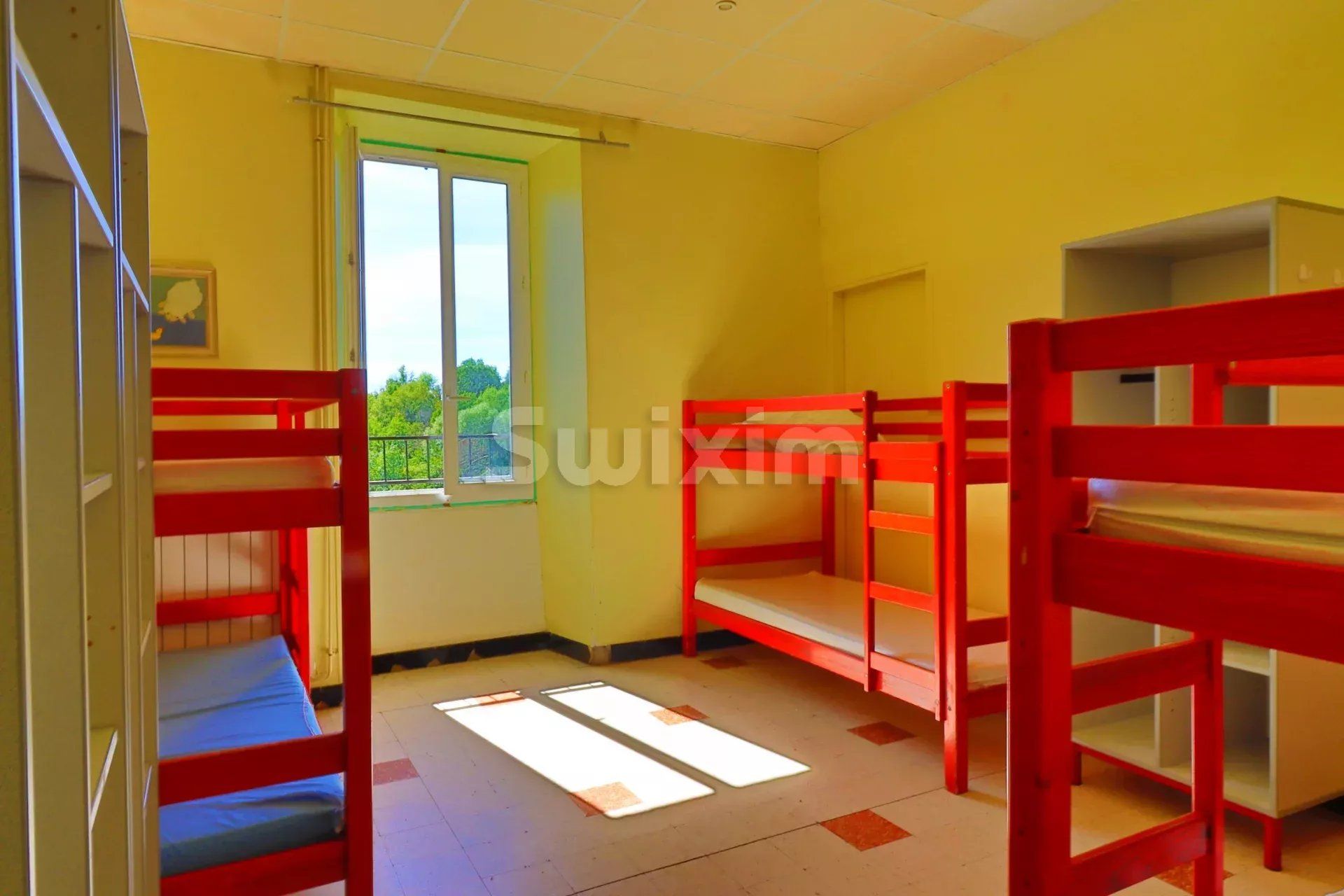 immeuble 26 Pièces en vente sur Mirabel (07170)