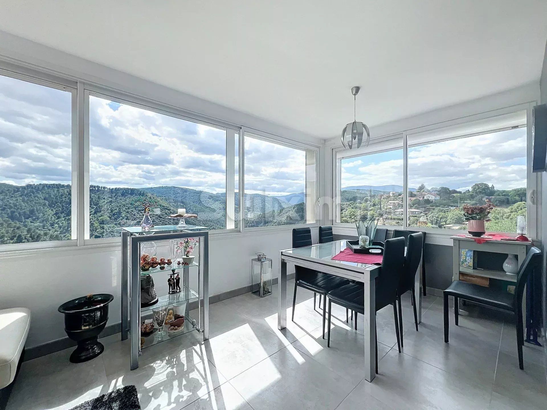 villa 6 Camere in vendita su Génolhac (30450)