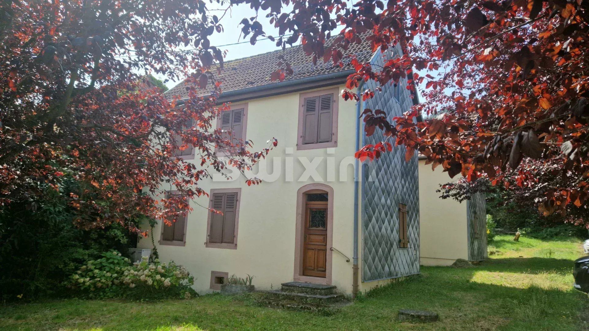 house 8 Rooms for sale on Fouchy (67220)