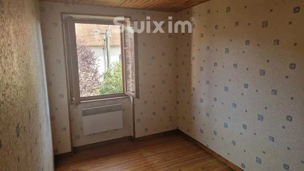 house 8 Rooms for sale on Fouchy (67220)
