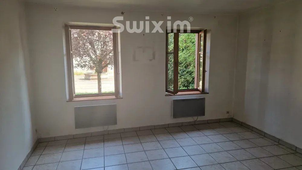 house 8 Rooms for sale on Fouchy (67220)