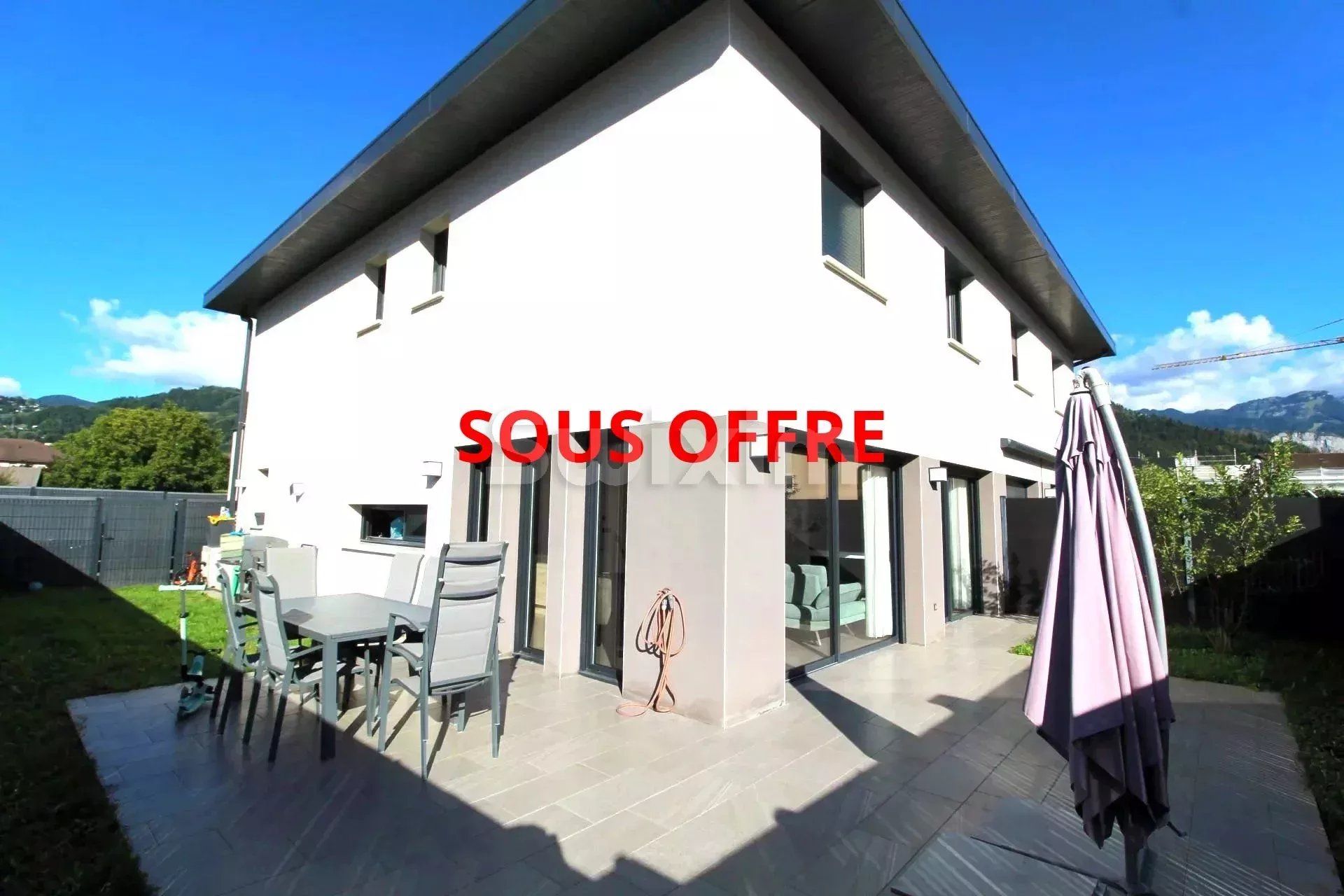 casa 5 Camere in vendita su Cluses (74300)