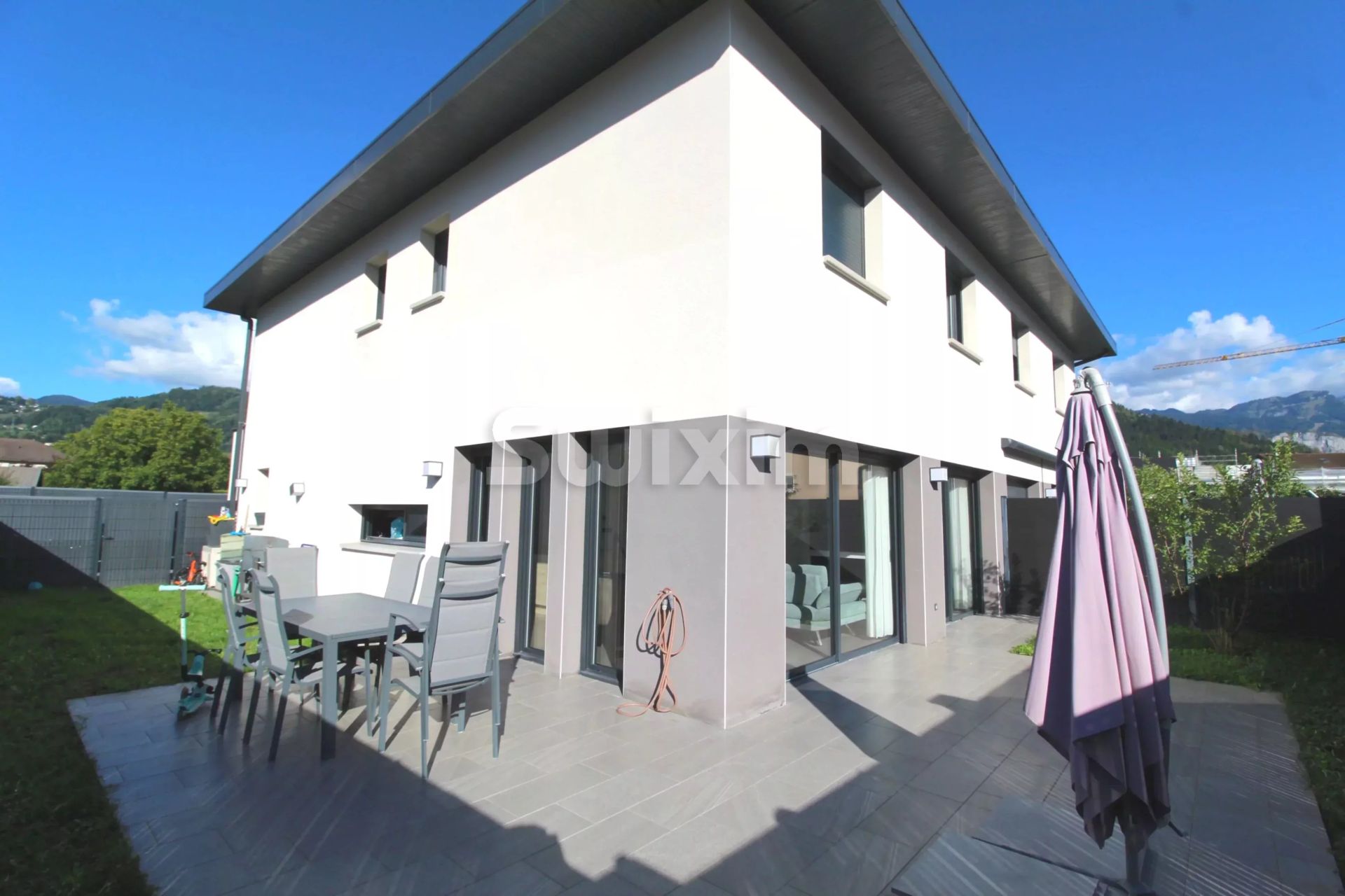 house 5 Rooms for sale on Cluses (74300)