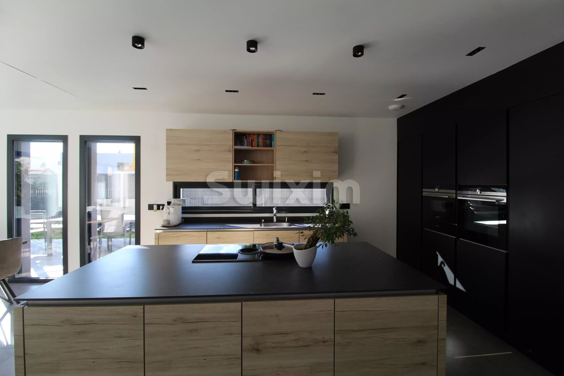 house 5 Rooms for sale on Cluses (74300)