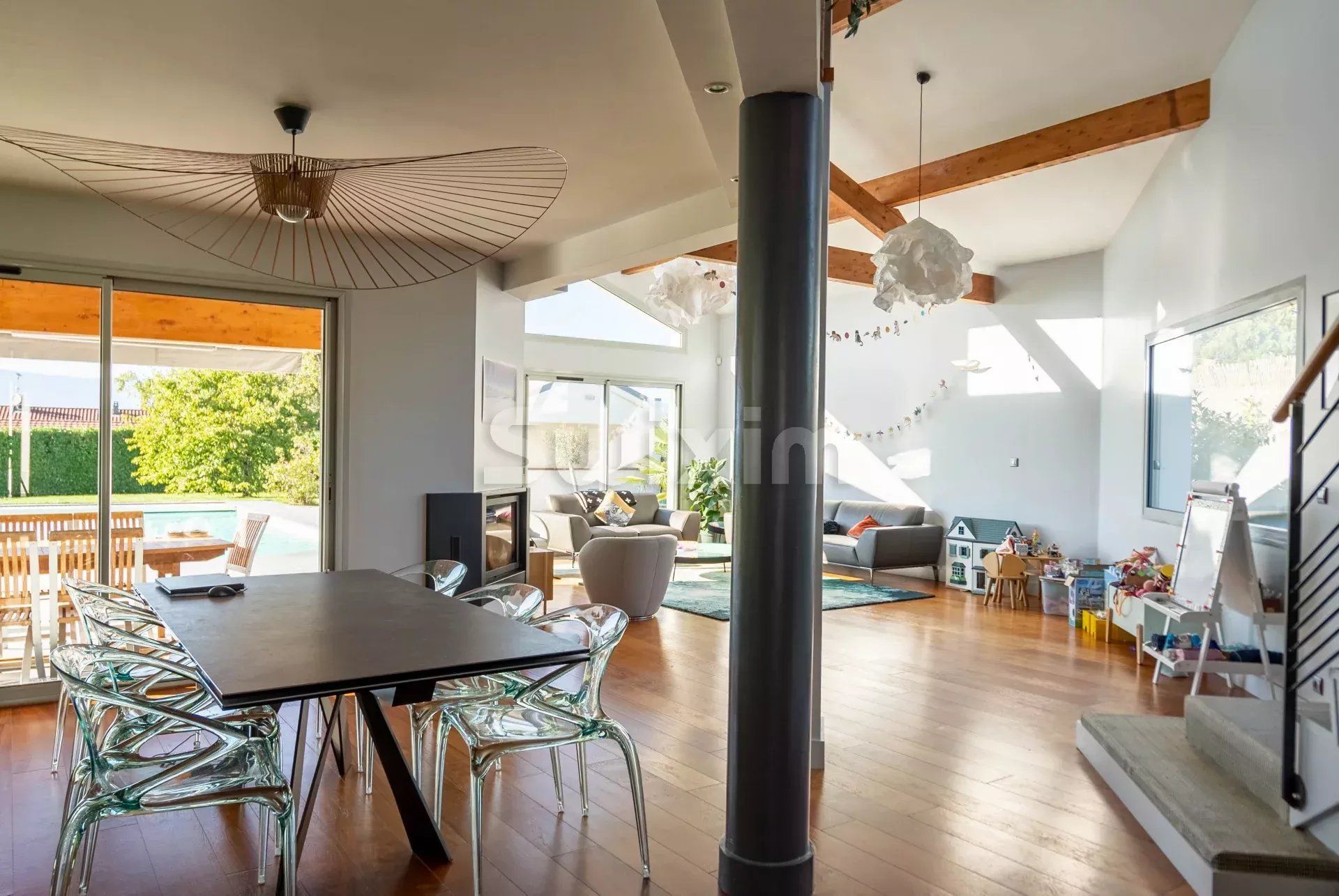 maison 8 Pièces en vente sur Nernier (74140)