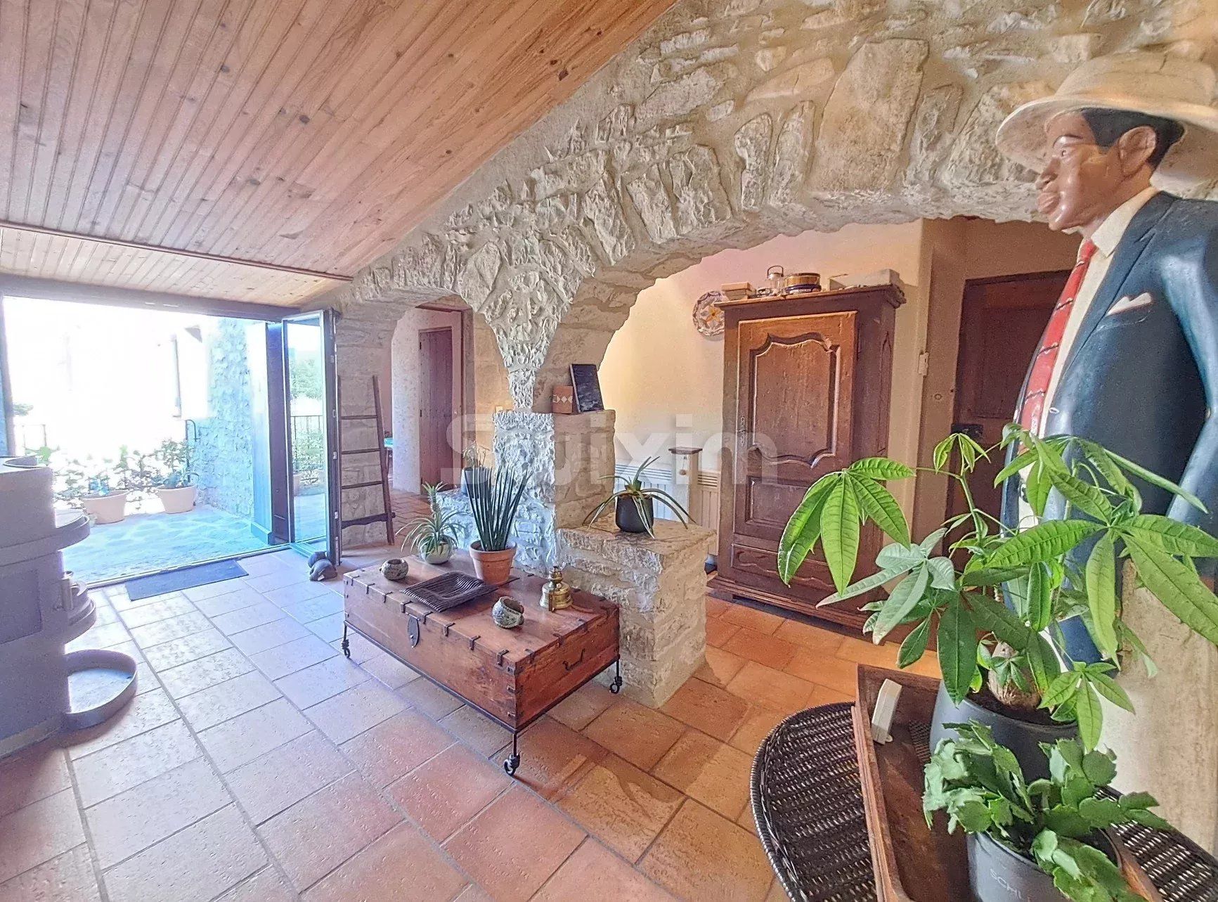 casa 5 Salas en venta en Saint-André-de-Cruzières (07460)