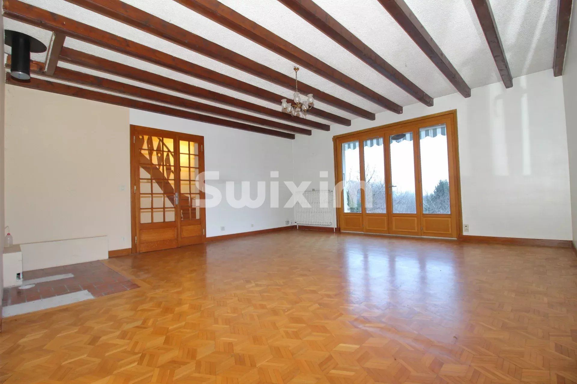 casa 6 Salas en venta en Échenevex (01170)