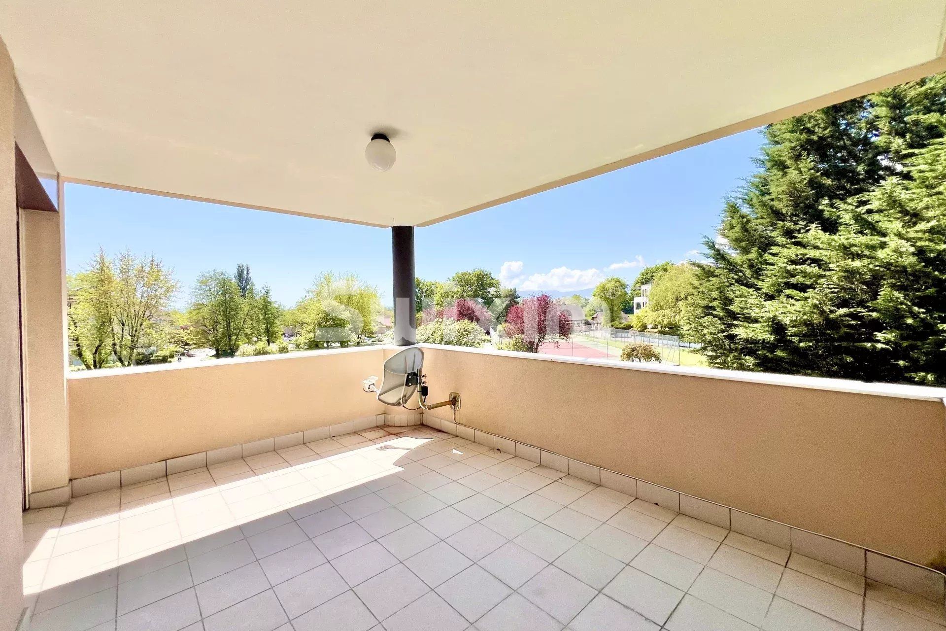 appartamento 4 Camere in vendita su Ferney-Voltaire (01210)