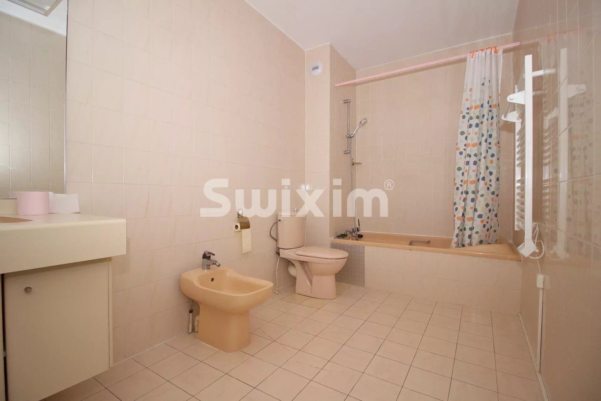 appartamento 4 Camere in vendita su Ferney-Voltaire (01210)