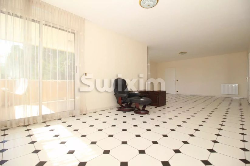 Vente Appartement Ferney-Voltaire 4 Pièces 137 m²
