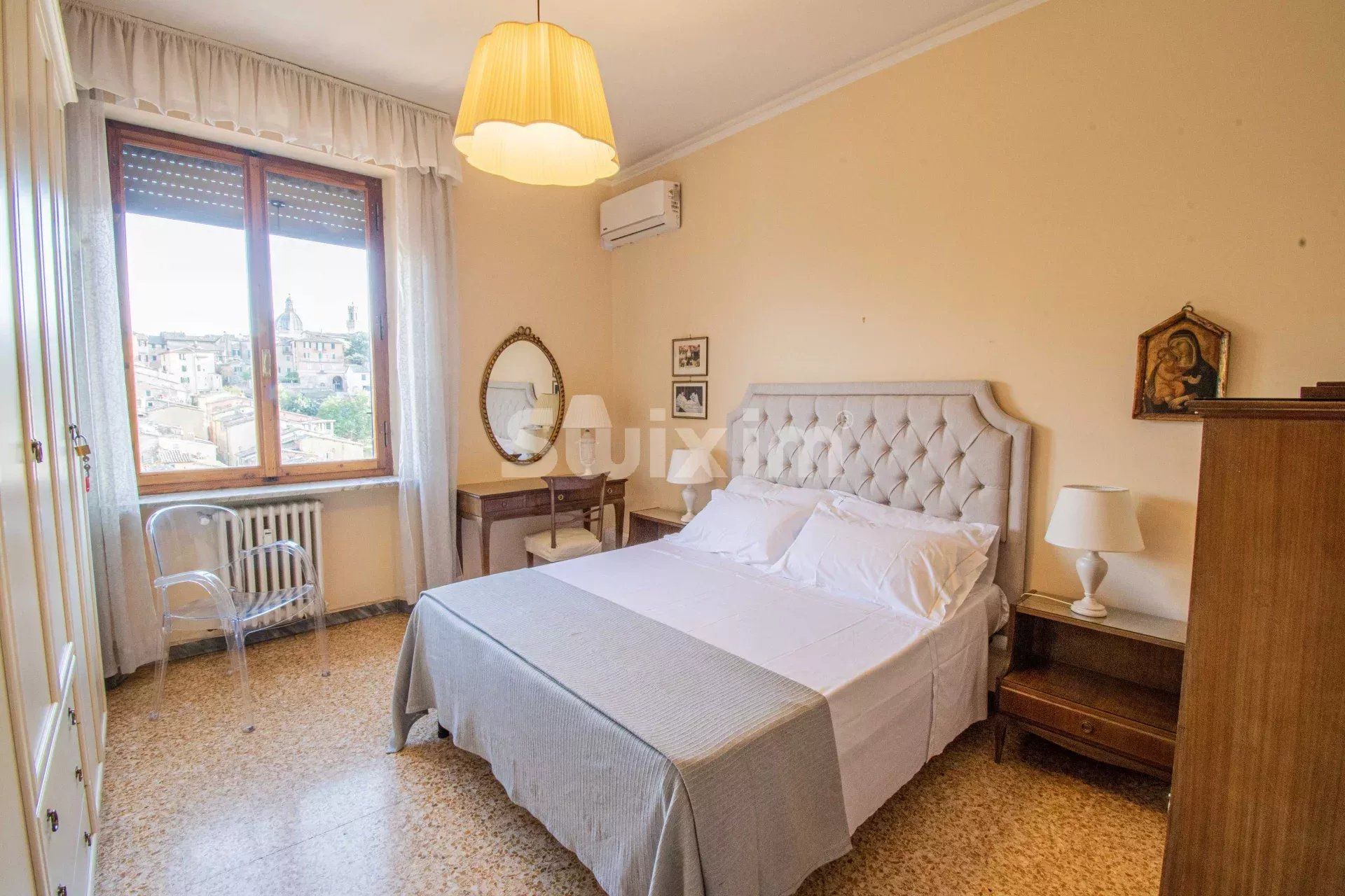 appartement 5 Pièces en location sur Siena (53100)